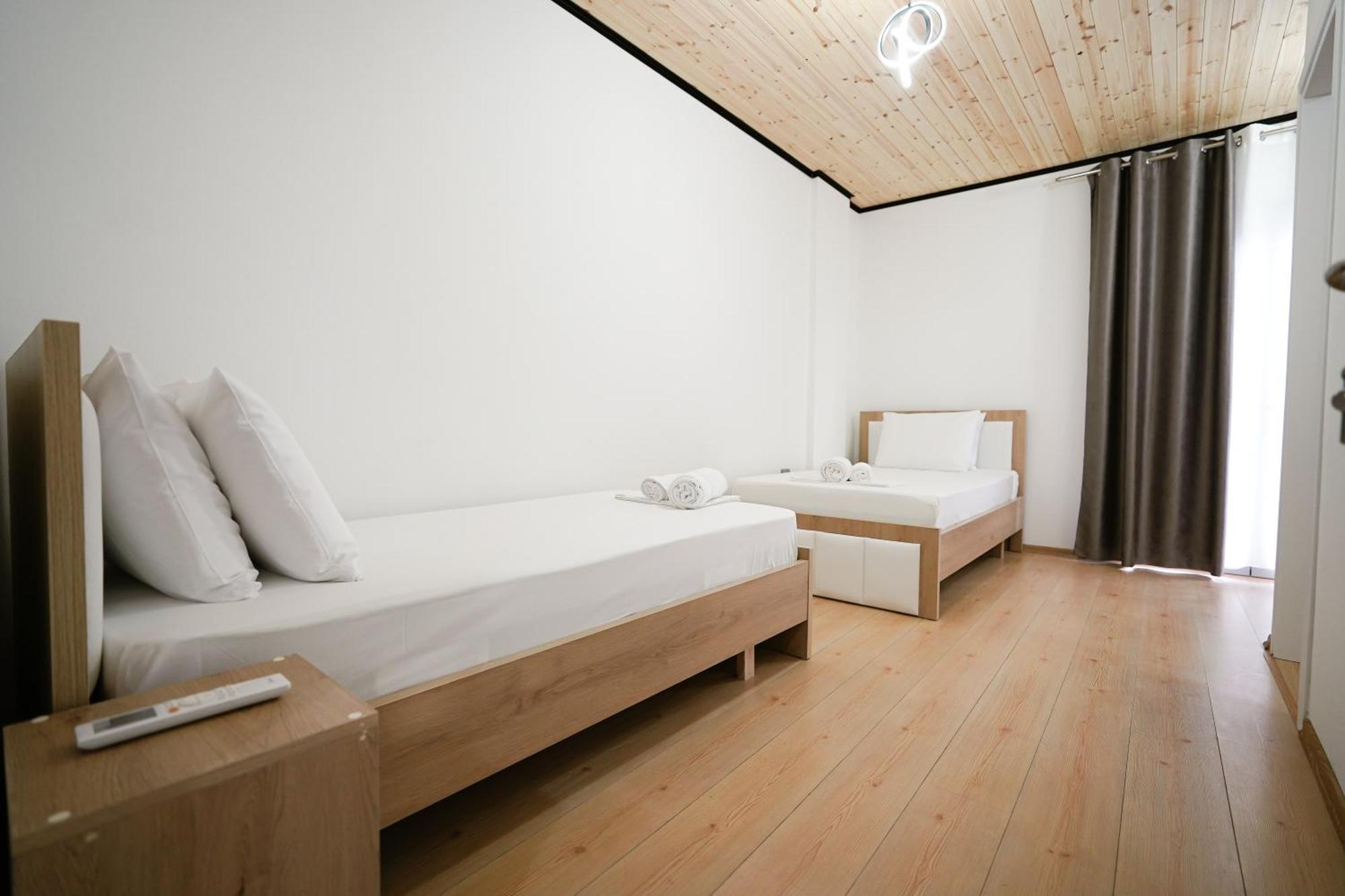 Ora Apartments Gjirokastër Eksteriør bilde