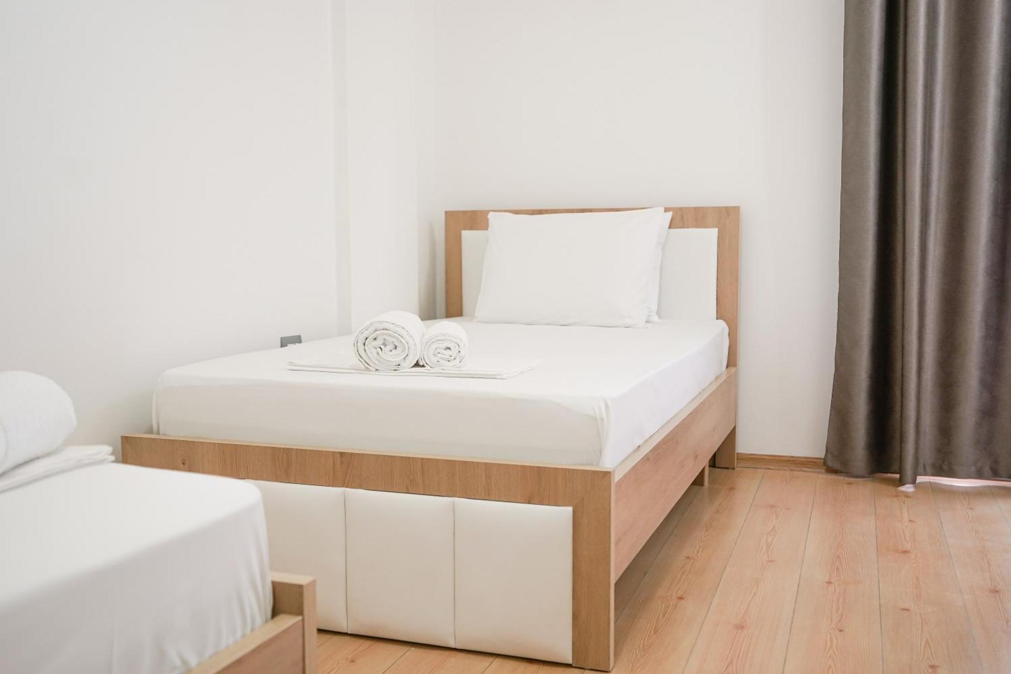 Ora Apartments Gjirokastër Eksteriør bilde